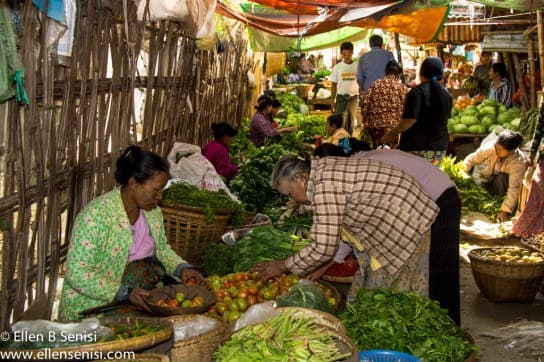 Bagan, Burma, Myanmar. Bagan Nyang Do Market.